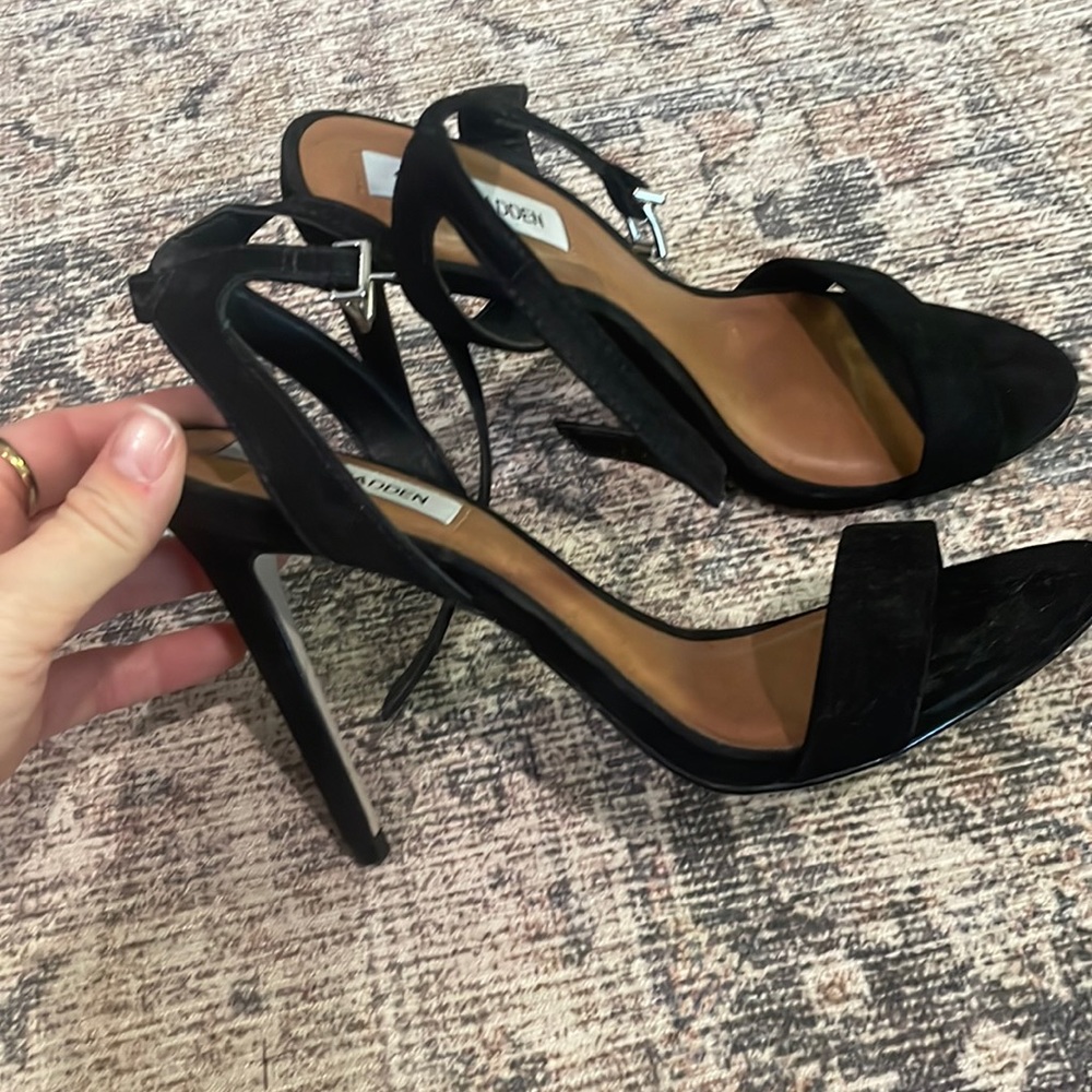 Steve Madden black suede heels 8
